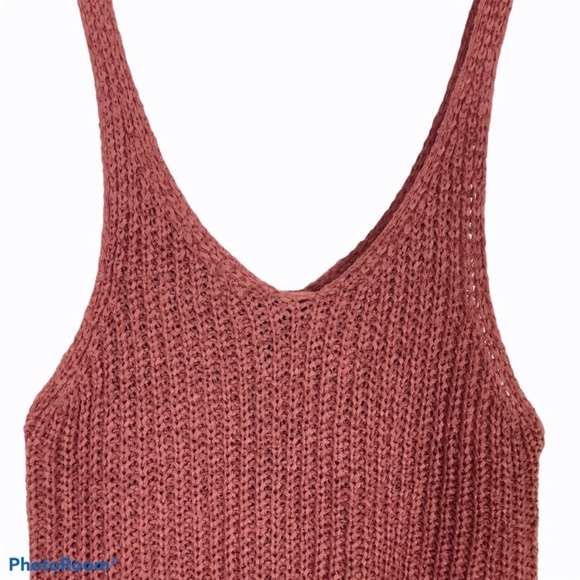 NWOT Moon & Madison Crochet Tank - Picture 2 of 8